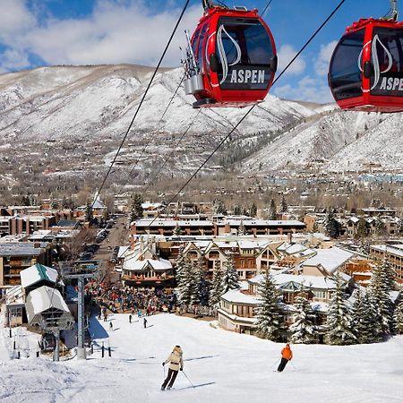 The Snow Queen Lodge Сноумас Вилидж Екстериор снимка