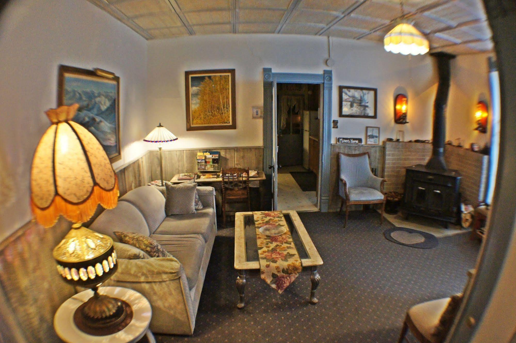 The Snow Queen Lodge Сноумас Вилидж Екстериор снимка