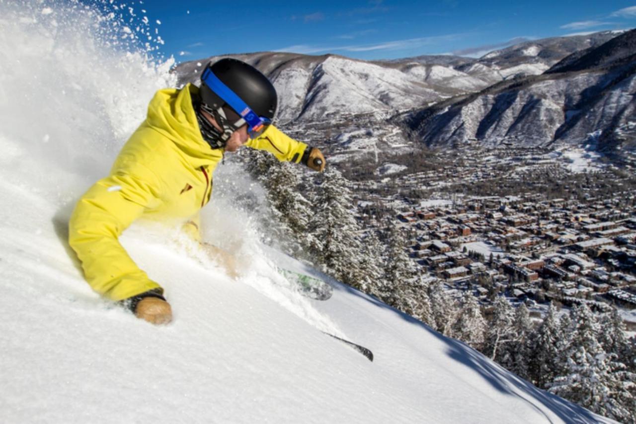 The Snow Queen Lodge Сноумас Вилидж Екстериор снимка