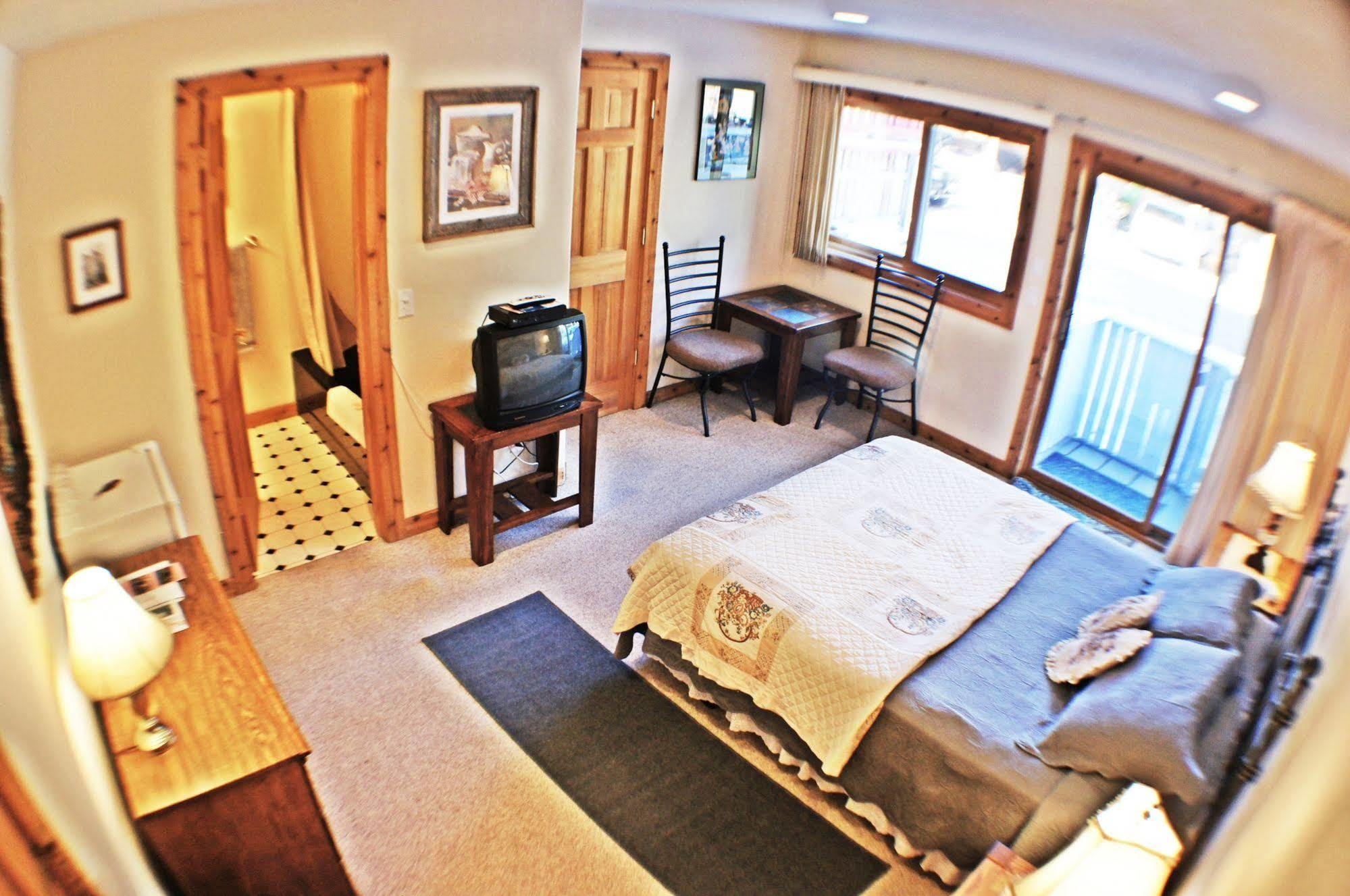 The Snow Queen Lodge Сноумас Вилидж Екстериор снимка